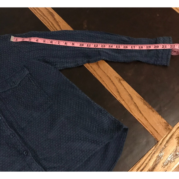 Anthropologie Pilcro Classic Textured Blue Buttondown Blouse - Size Small - Picture 4 of 10